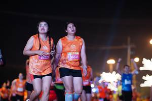 BIB: 06233, 68232
                            <button type="button" onclick="openModal(21320020)" class="btn btn-primary btn-sm float-right btn-popup" data-toggle="modal" data-target=".modal-high-quality">
                        <i class="fas fa-shopping-cart"></i> Add to Cart
                    </button>
                                            <button type="button" onclick="isThisMe(21320020, true)" class="btn btn-success btn-sm float-right btn-popup btn-isme hidden" data-toggle="tooltip" data-placement="bottom" title="นี่คือรูปของคุณใช่ไหม คลิกที่นี่เพื่อเอาเข้าอัลบั้ม">
                        <i class="fas fa-plus"></i> Add to album
                    </button>
                    <button type="button" onclick="isThisMe(21320020, false)" class="btn btn-warning btn-sm float-right btn-popup btn-isnotme hidden">
                        <i class="fas fa-ban"></i> Remove from album
                    </button>